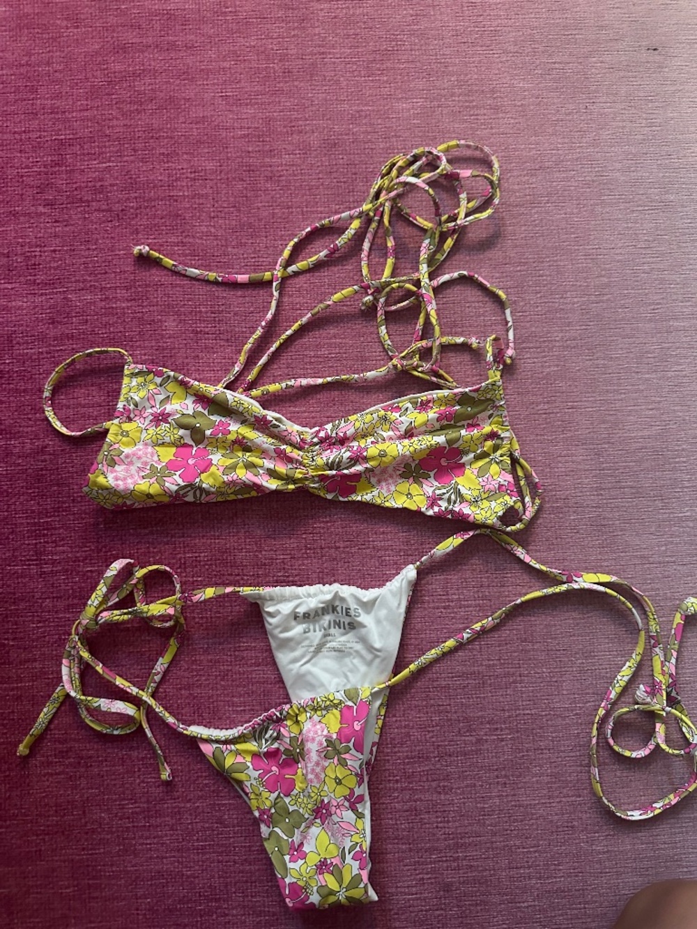 Frankie’s Bikini’s Floral Bikini Set